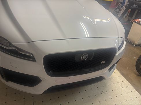 Used 2019 Jaguar F-PACE S image 6