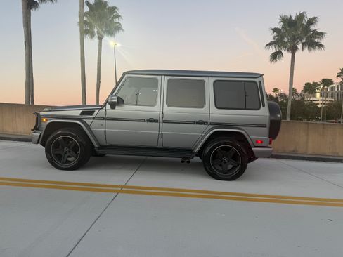 Used 2017 Mercedes-Benz G 550 G 550 Sport Utility 4D image 5