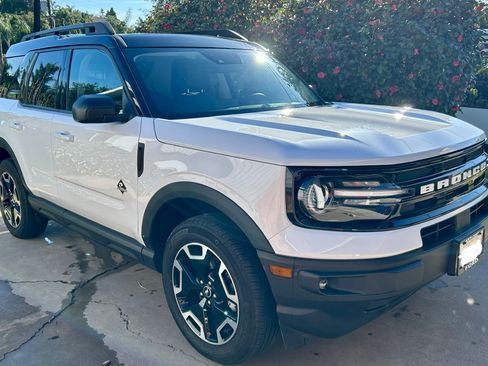 Used 2024 Ford Bronco Sport Outer Banks w/ Tech Package image 6