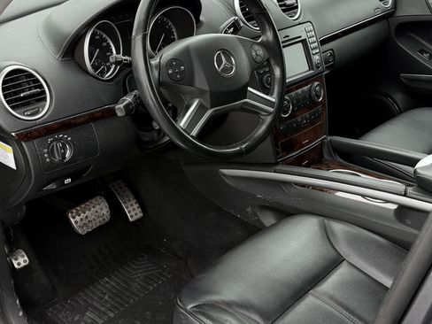 Used 2011 Mercedes-Benz GL 450 4MATIC w/ Premium 1 Pkg image 12