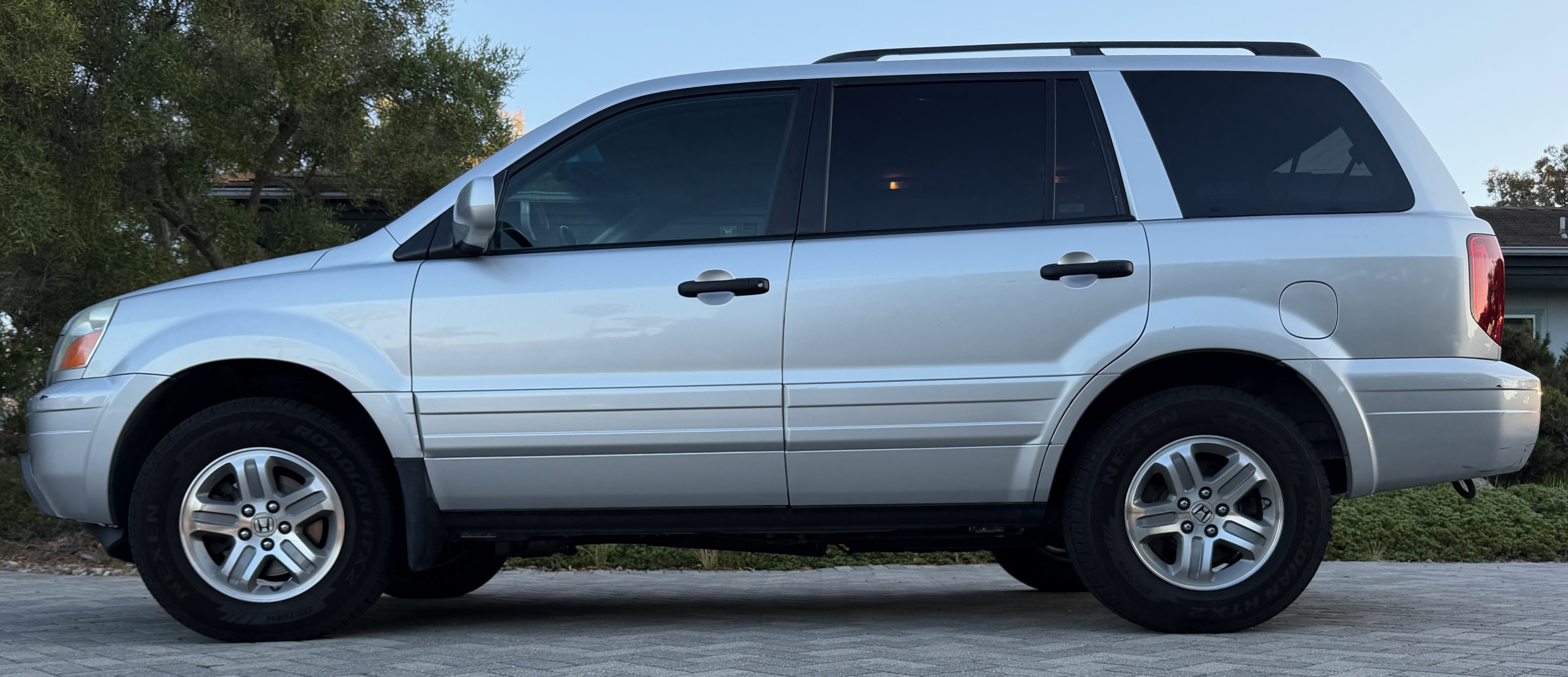 Used 2005 Honda Pilot EX-L image 1
