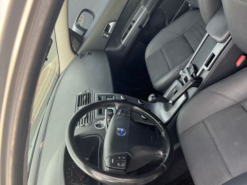 Used 2009 Volvo C30 image 6