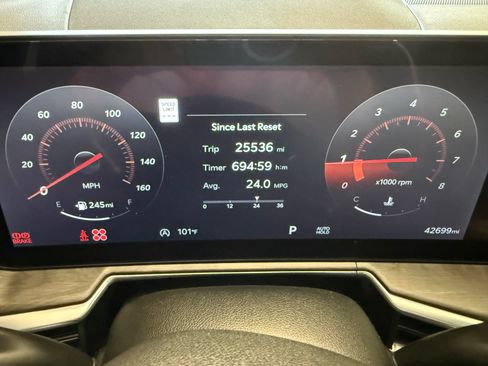 Used 2024 Kia Sorento SX Prestige w/ Sage Leather Package AWD/4WD image 19