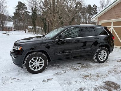 Used 2017 Jeep Grand Cherokee Laredo w/ Quick Order Package 23E