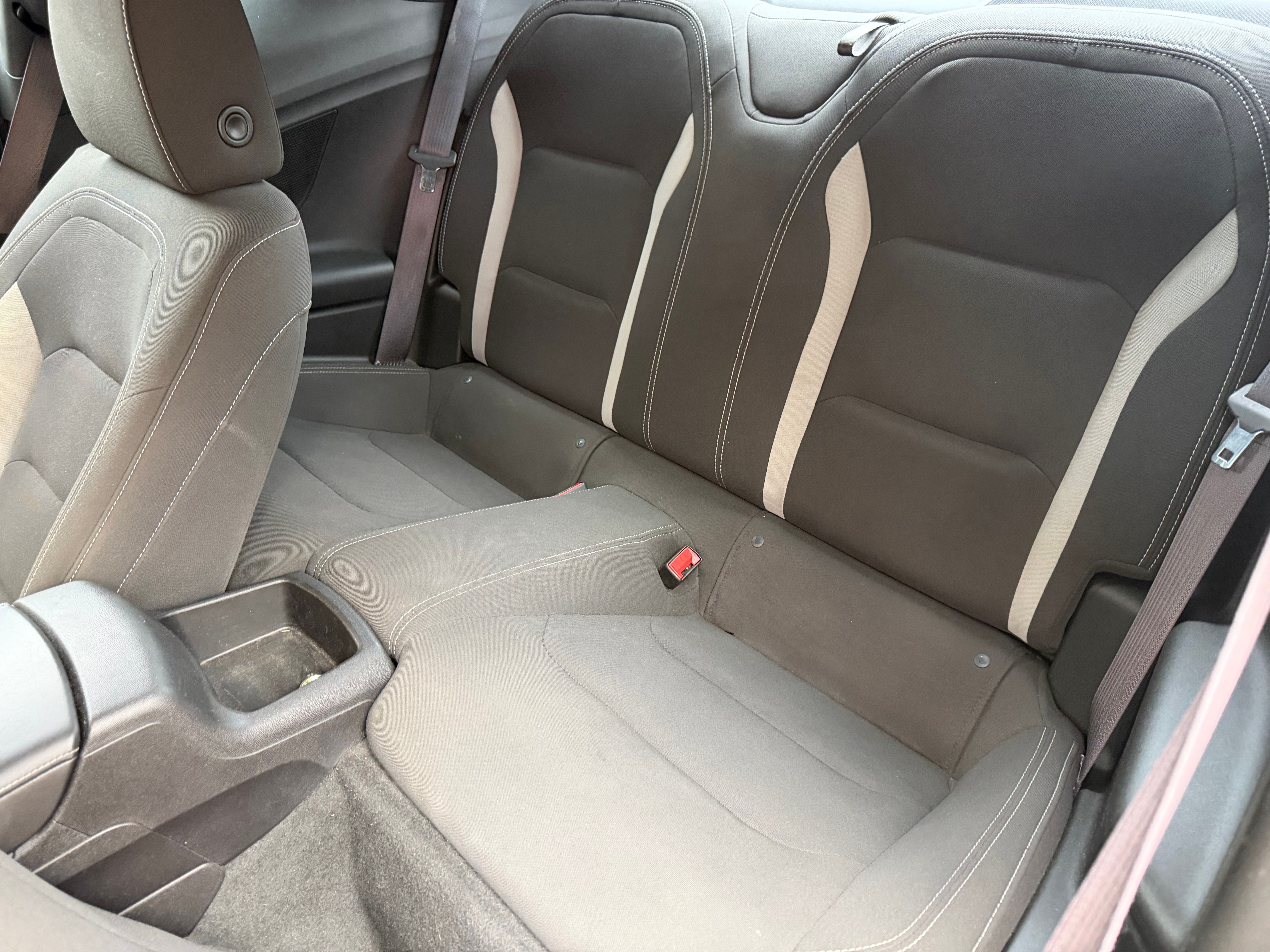 Used 2017 Chevrolet Camaro LT RWD image 8