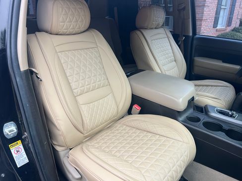 Used 2011 Toyota Tundra 2WD Double Cab w/ SR5 Pkg image 12