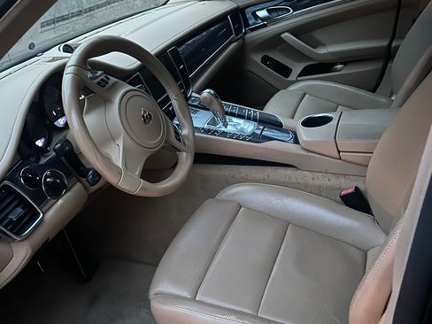 Used 2013 Porsche Panamera 4S image 6