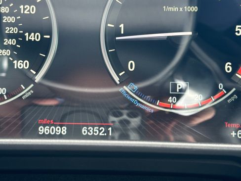 Used 2016 BMW 535d Sedan image 17