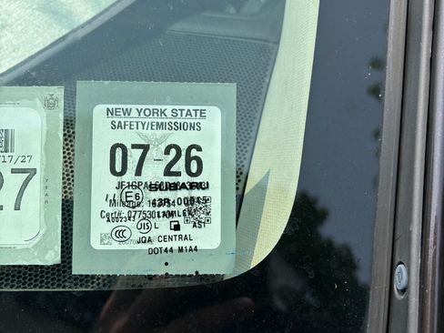 Used 2013 Subaru Impreza 2.0i Sport Premium image 4