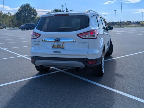 Used 2016 Ford Escape Titanium image 8