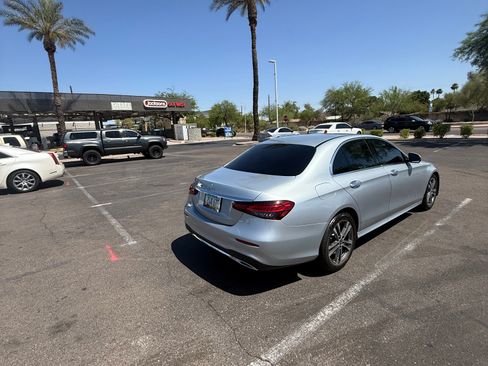 Used 2021 Mercedes-Benz E 350 Sedan image 5