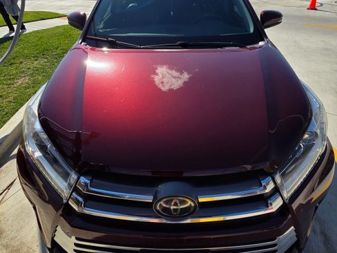 Used 2017 Toyota Highlander Limited w/ Protection Package #3 image 4