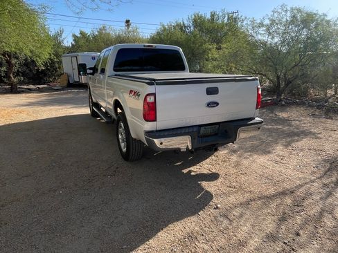 Used 2010 Ford F250 Lariat AWD/4WD image 4