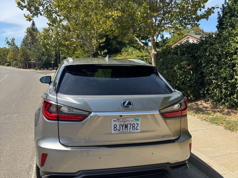 Used 2019 Lexus RX 450h AWD w/ Navigation Package image 8