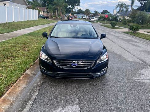 Used 2015 Volvo S60 T5 Premier FWD image 1