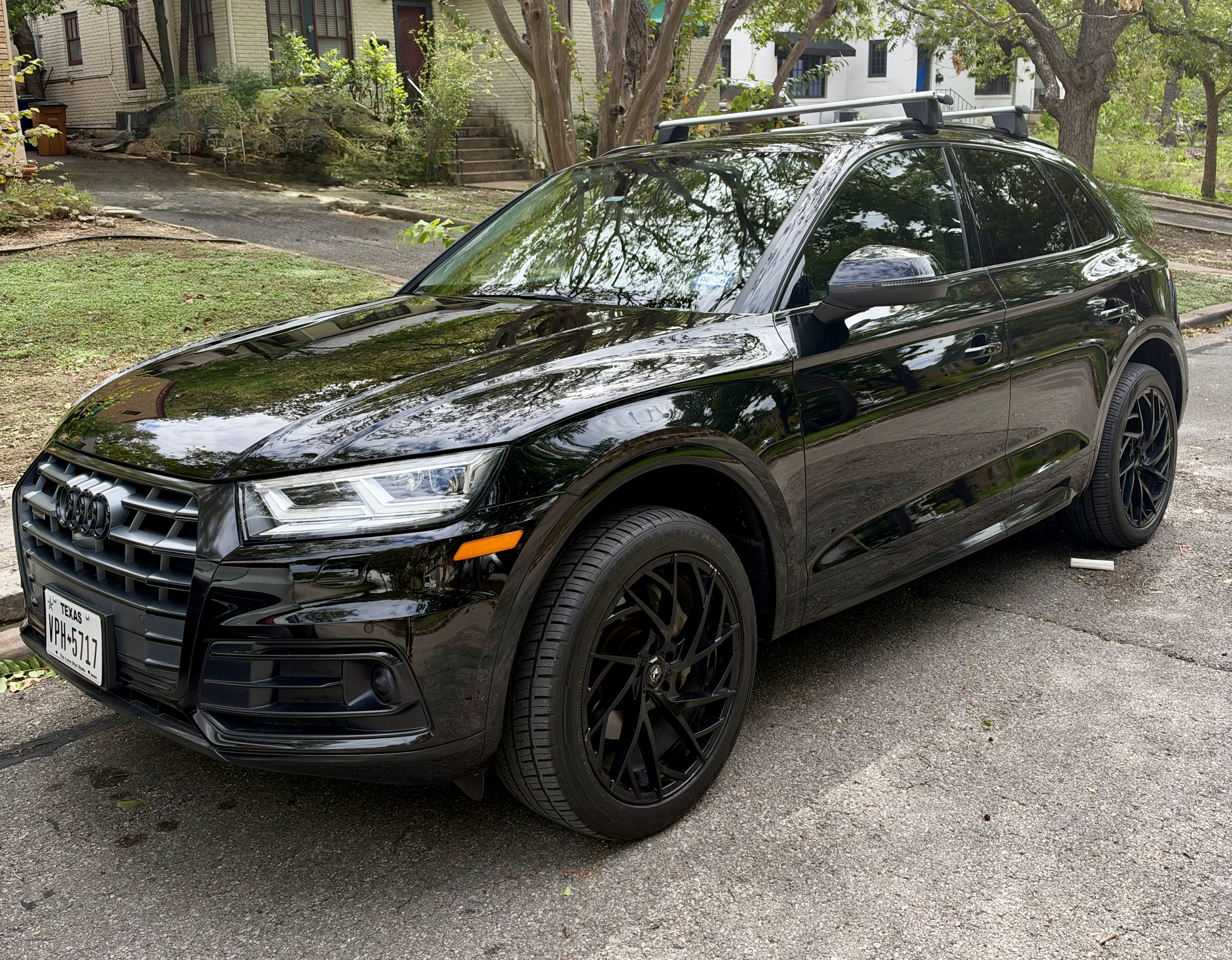 Used 2019 Audi Q5 Prestige w/ Prestige Package AWD/4WD image 1