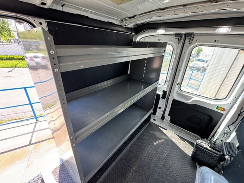 Used 2022 Ford Transit 250 Medium Roof AWD image 17