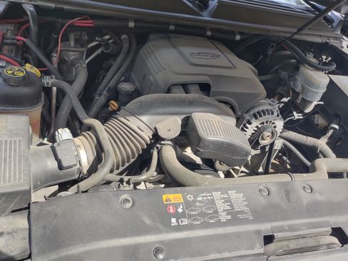 Used 2013 Chevrolet Tahoe 2WD image 19