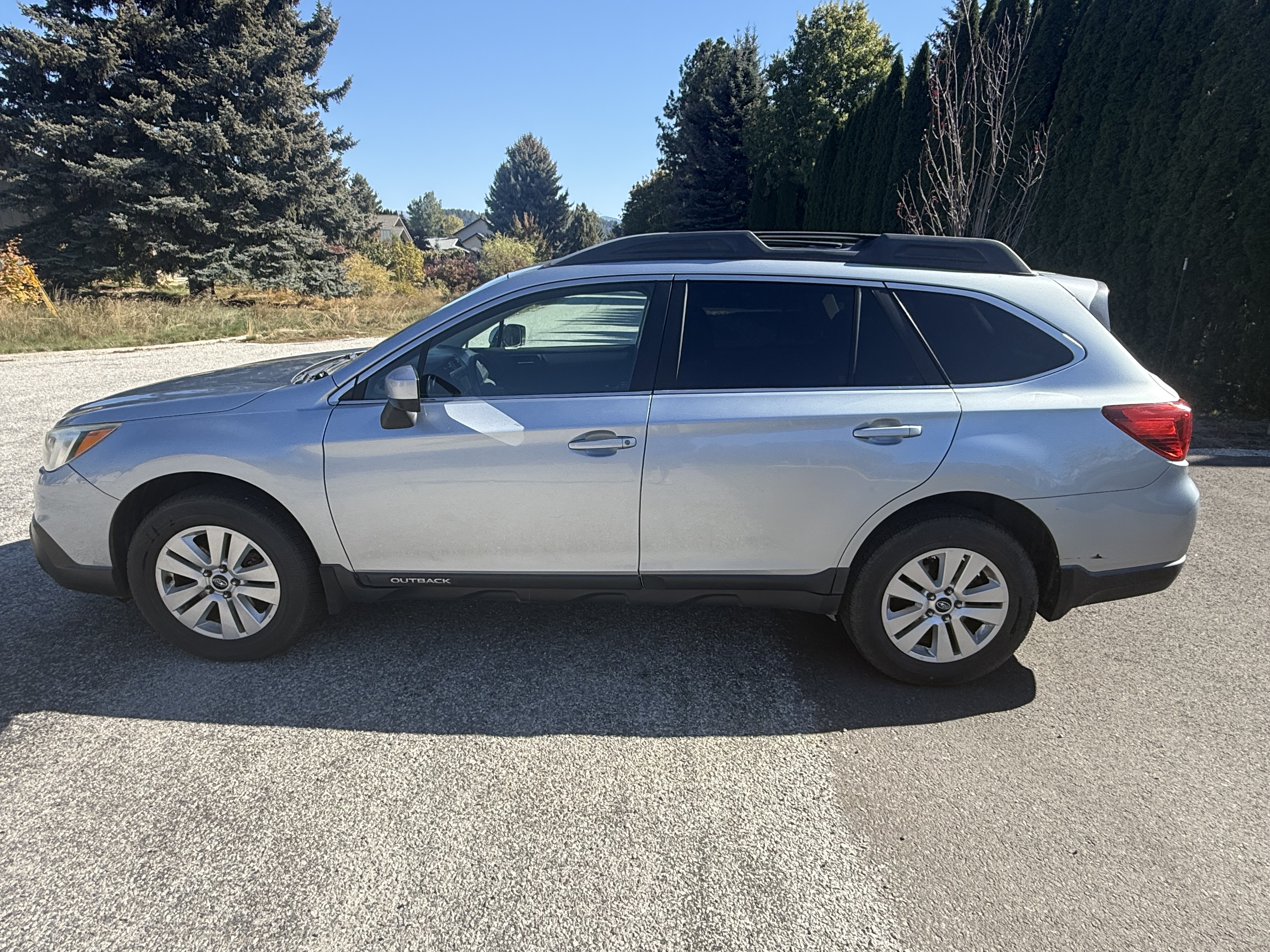 Used 2015 Subaru Outback 2.5i Premium w/ Protection Package #1 AWD/4WD image 5