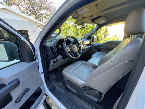 Used 2018 Ford F150 XL w/ Trailer Tow Package image 15