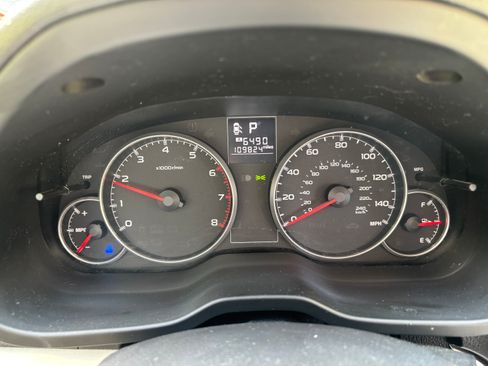 Used 2013 Subaru Outback 2.5i Premium w/ All-Weather Pkg AWD/4WD image 15