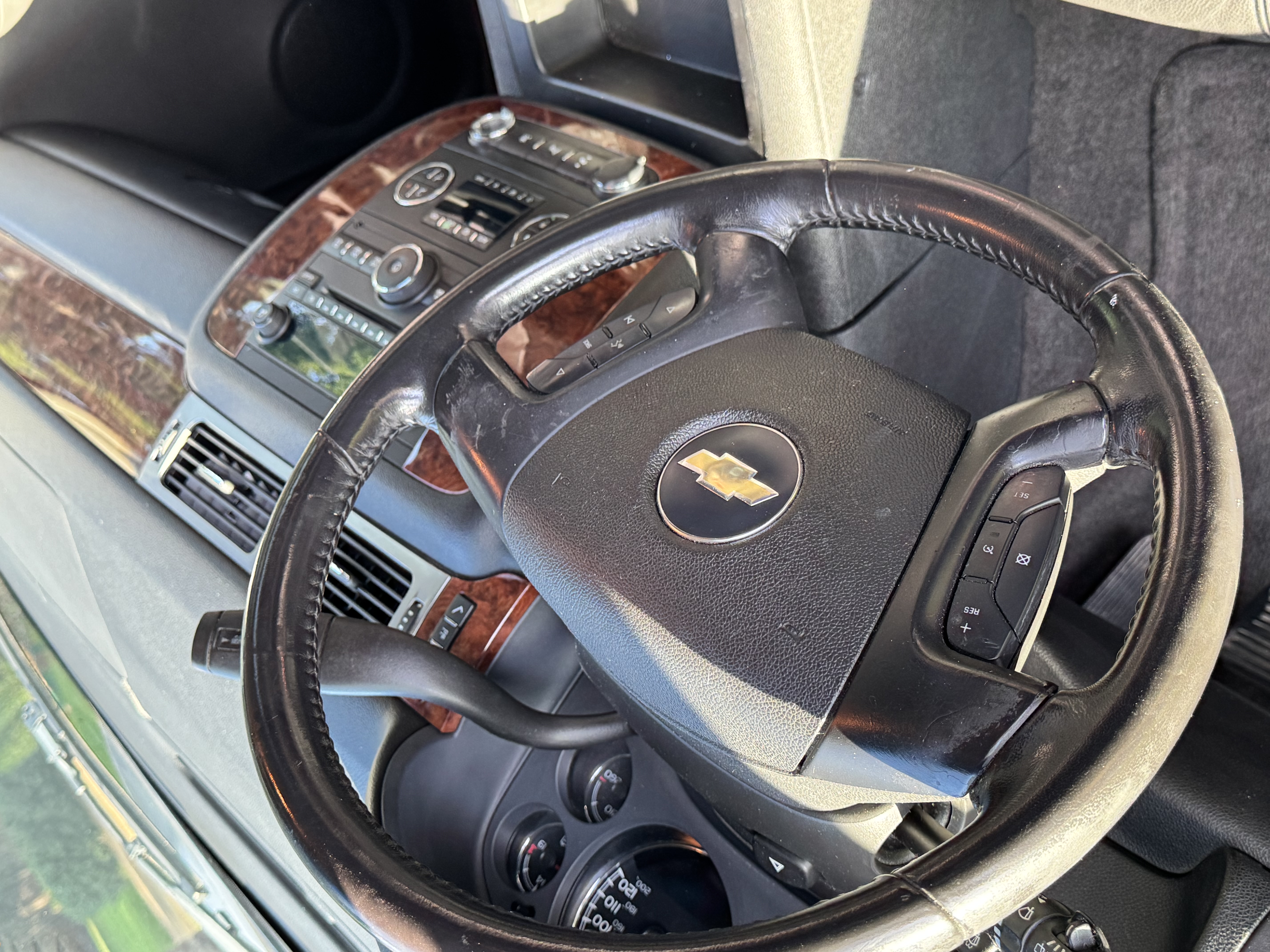 Used 2007 Chevrolet Tahoe LT w/ LT Preferred Equipment Group RWD image 13
