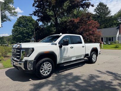 Used 2024 GMC Sierra 2500 SLT w/ SLT Premium Package
