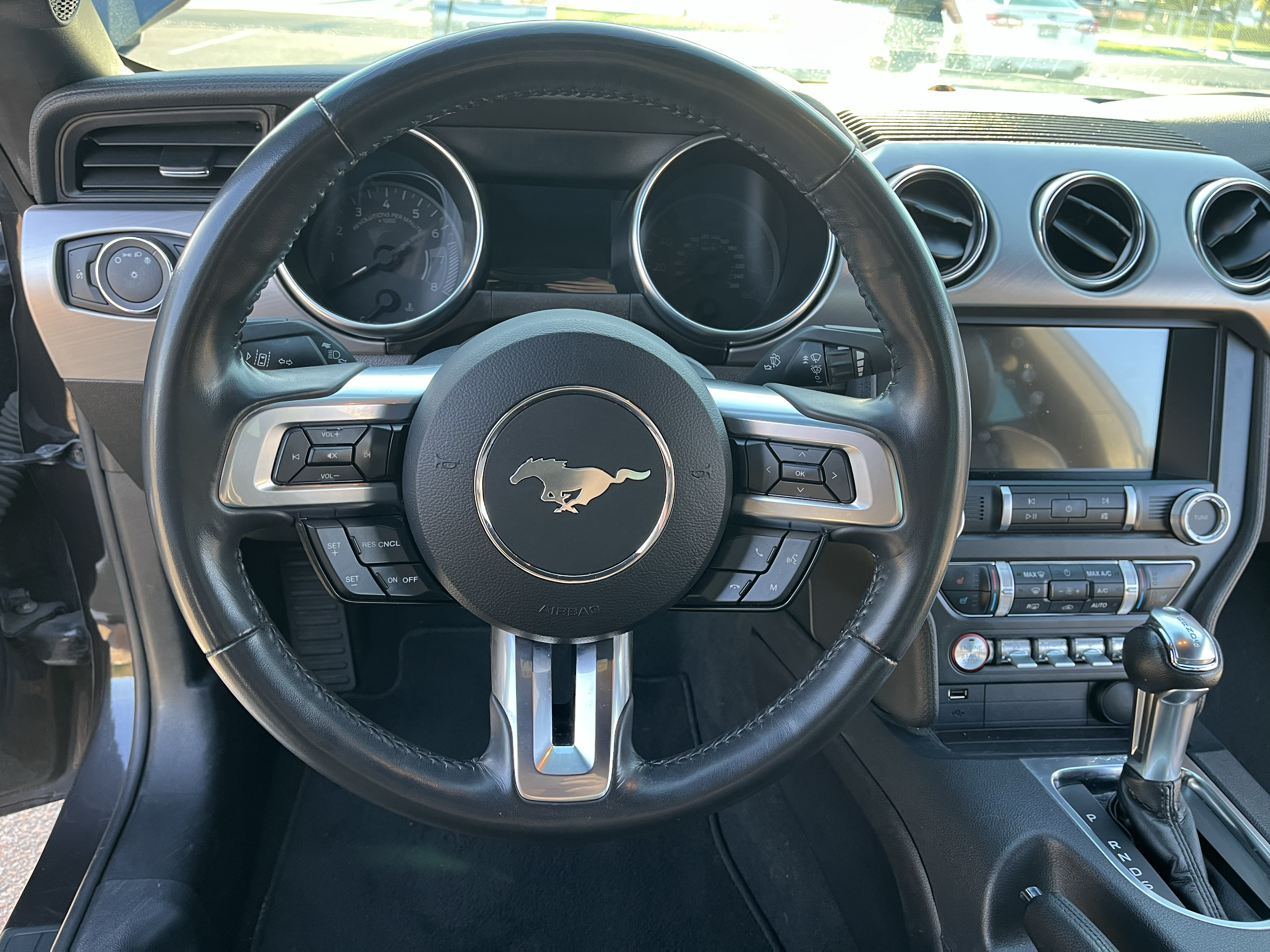 Used 2022 Ford Mustang Premium w/ Black Accent Package RWD image 17