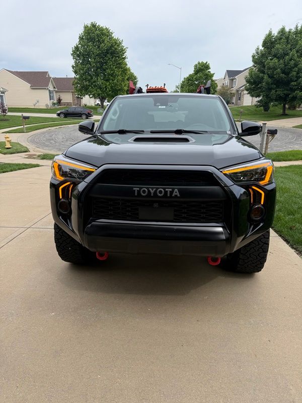 Used 2023 Toyota 4Runner TRD Pro AWD/4WD image 4