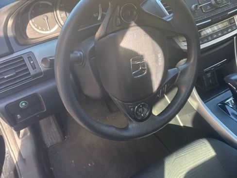 Used 2015 Honda Accord LX image 9