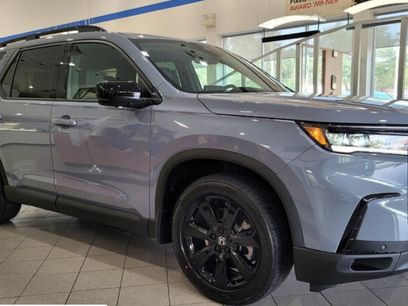 Used 2025 Honda Pilot Touring