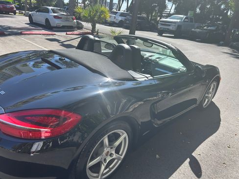 Used 2015 Porsche Boxster image 11