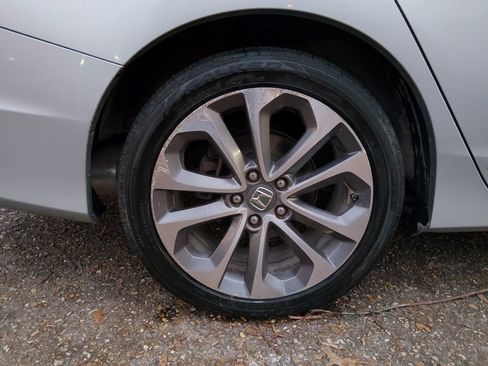 Used 2015 Honda Accord Sport image 12