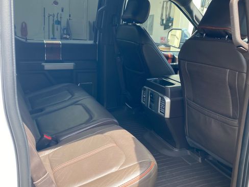 Used 2016 Ford F150 King Ranch w/ Equipment Group 601A Luxury AWD/4WD image 8