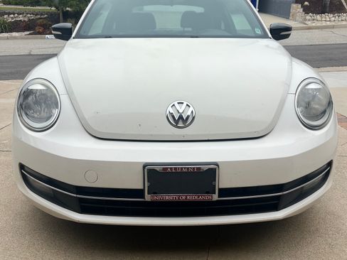 Used 2012 Volkswagen Beetle 2.0T FWD image 15