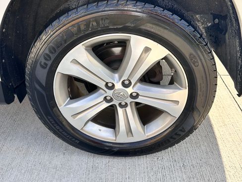 Used 2012 Toyota Highlander Limited image 8