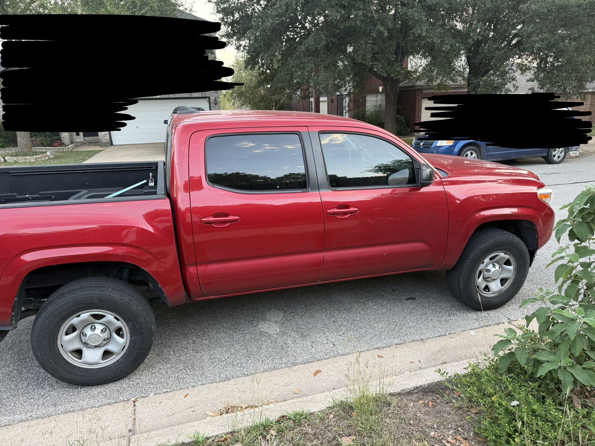 Used 2017 Toyota Tacoma SR w/ SR Convenience Package RWD image 4