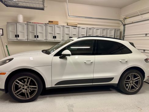 Used 2020 Porsche Macan image 4