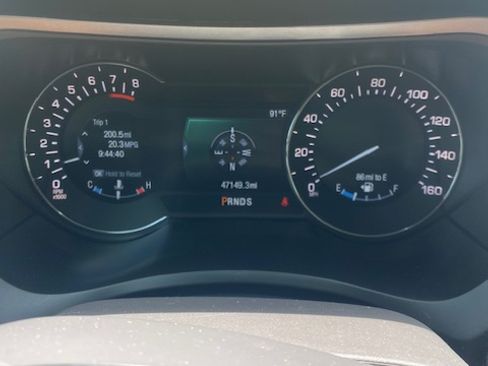 Used 2017 Lincoln MKZ Premiere FWD image 14