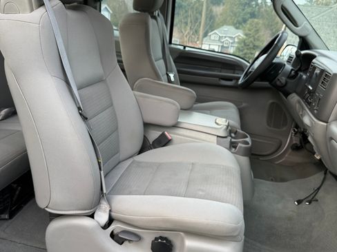 Used 2004 Ford F250 XLT image 23