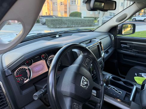 Used 2013 RAM 1500 R/T w/ Remote Start & Security Group image 11