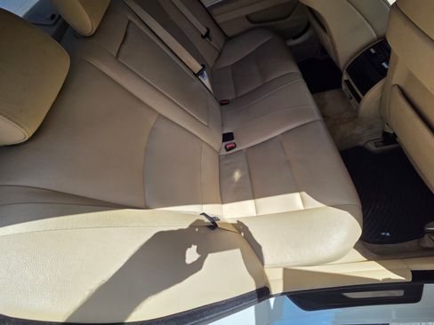 Used 2012 BMW 528i xDrive Sedan image 12