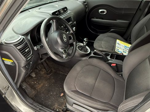 Used 2015 Kia Soul image 8