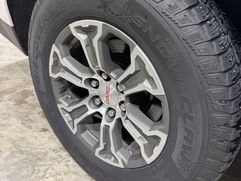 Used 2021 GMC Yukon Denali w/ Denali Ultimate Package image 19