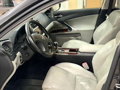 Used 2006 Lexus IS 250 AWD image 6