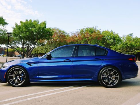 Used 2023 BMW M5 w/ Competition Package AWD/4WD image 4