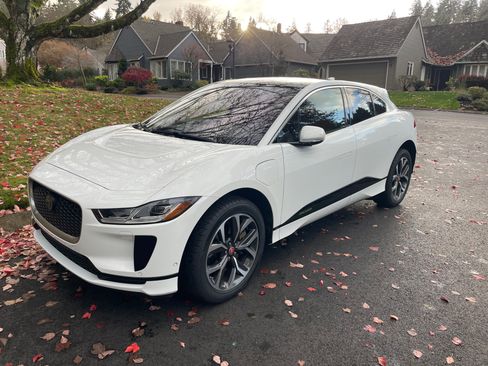Used 2020 Jaguar I-PACE SE image 13