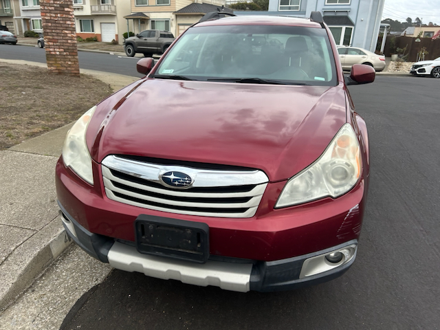 Used 2012 Subaru Outback 2.5i Limited w/ Moonroof Pkg AWD/4WD image 5
