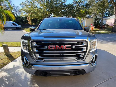 Used 2021 GMC Sierra 1500 SLT w/ SLT Premium Package image 2
