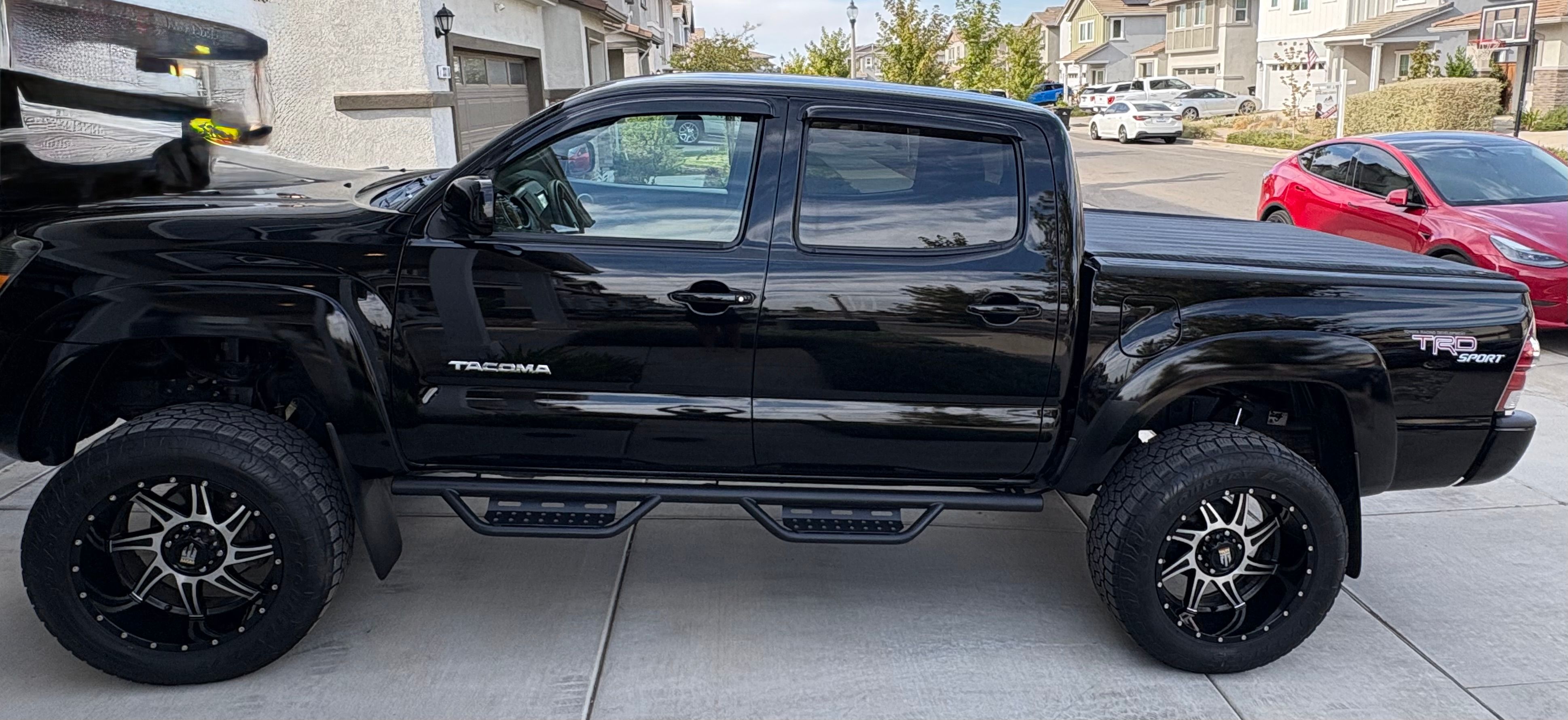 Used 2011 Toyota Tacoma 4x4 Double Cab w/ TRD Sport Pkg image 13